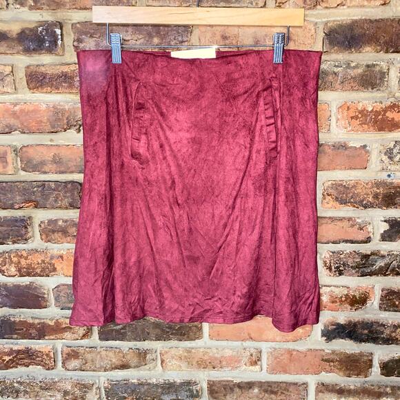 Serra Dresses & Skirts - New NWT Serra Maroon Red Faux Suede Pull-On Mini Skirt Women's Size large